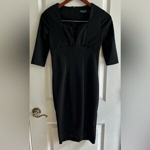 Bodycon Form-fitting Black Dress